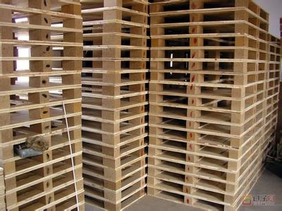 二手木托盘